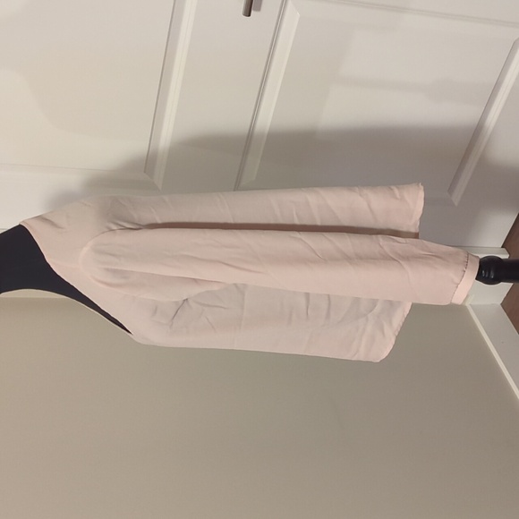 LUSH | light blush blouse, flowy, long sleeves with button accents, size medium - Picture 3 of 9